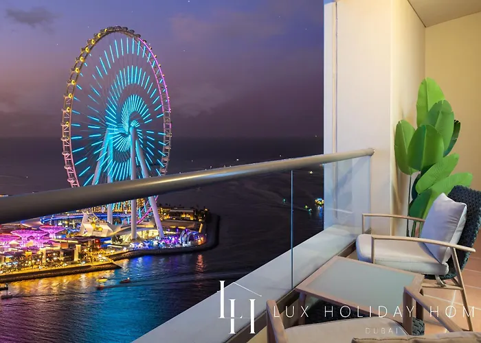 Lux The Premium Dubai Eye View Suite 2
