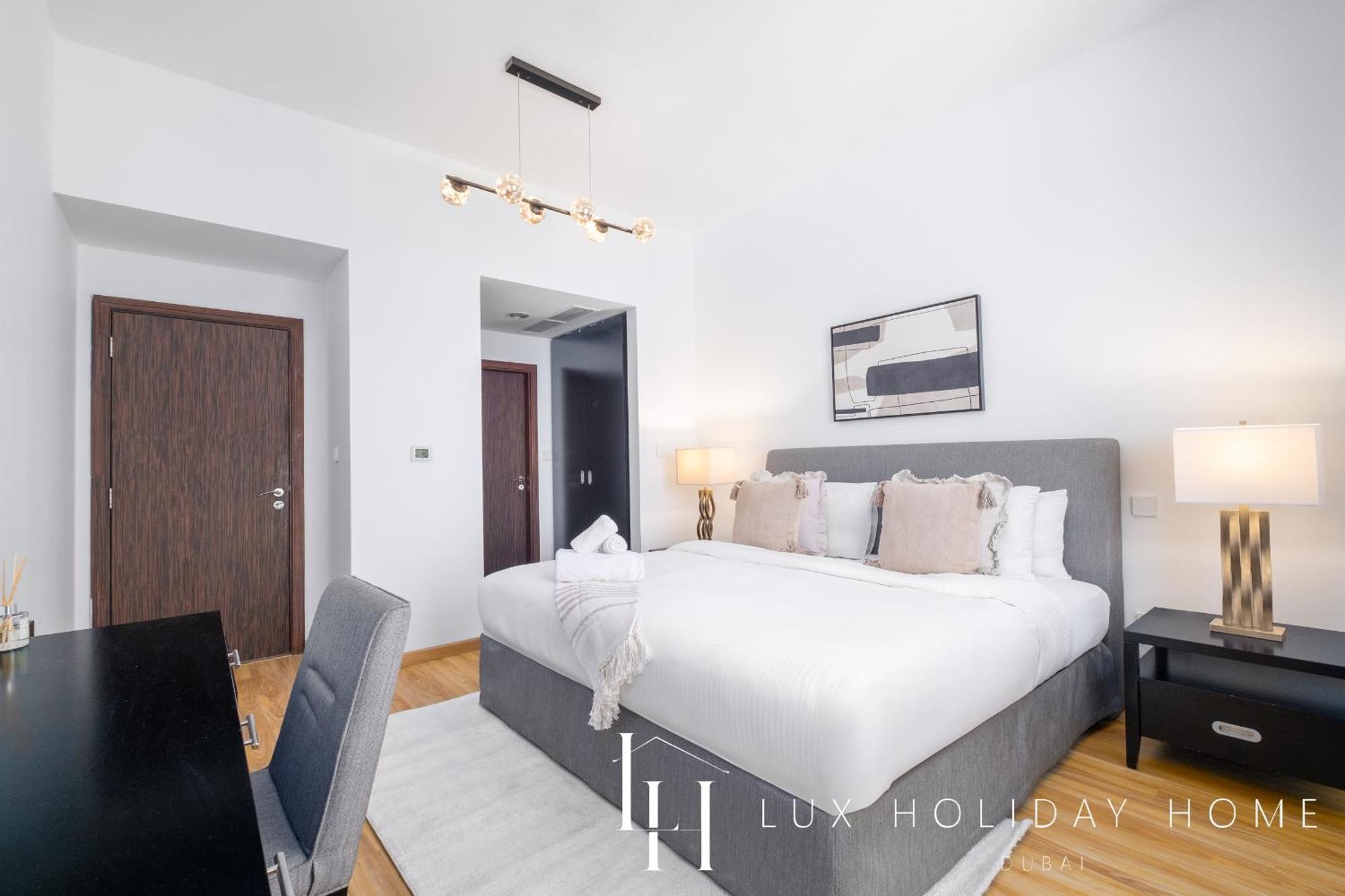 Lux The Premium Eye View 2 Apartment