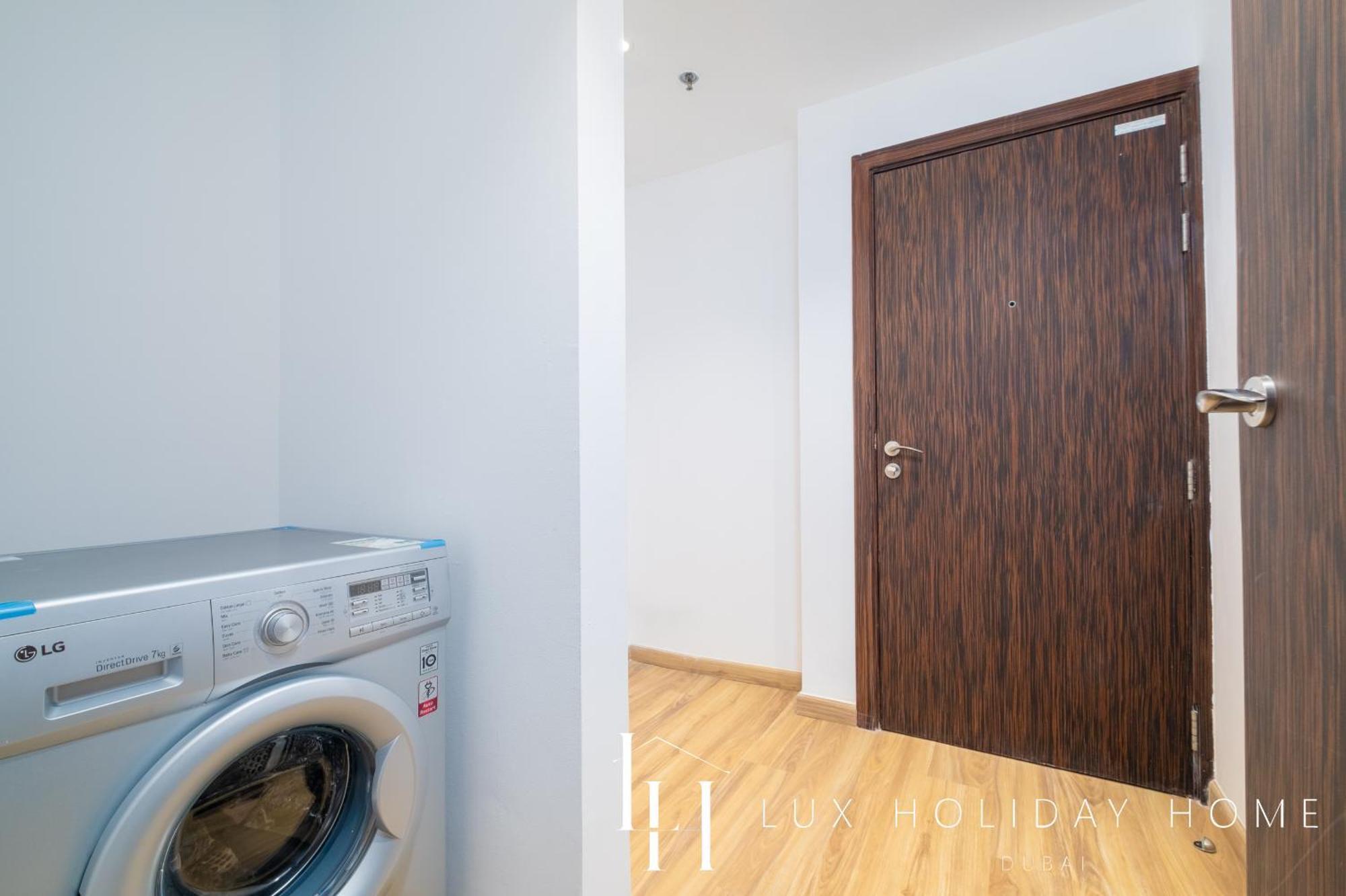 Lux The Premium Eye View 2 Apartment